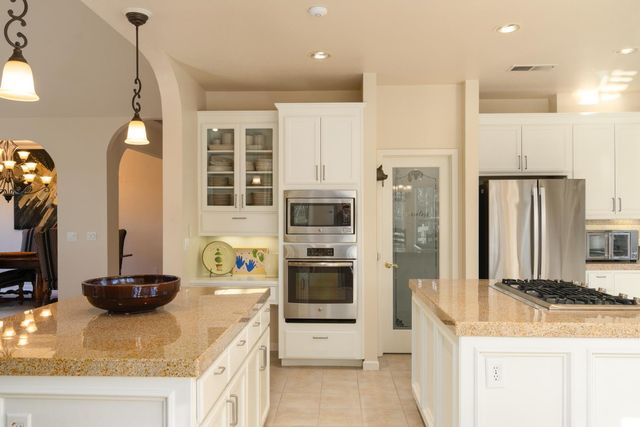 5880 Stope Way, El Dorado, CA 95623