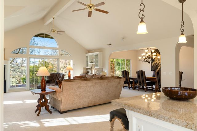 5880 Stope Way, El Dorado, CA 95623