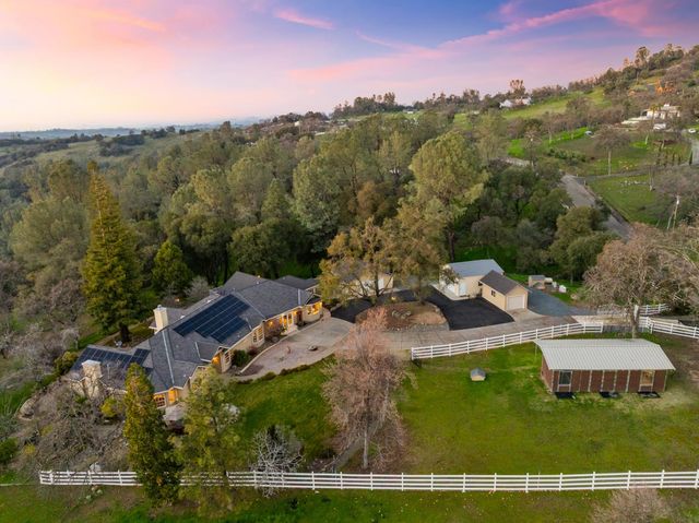 5880 Stope Way, El Dorado, CA 95623