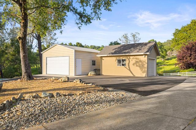 5880 Stope Way, El Dorado, CA 95623