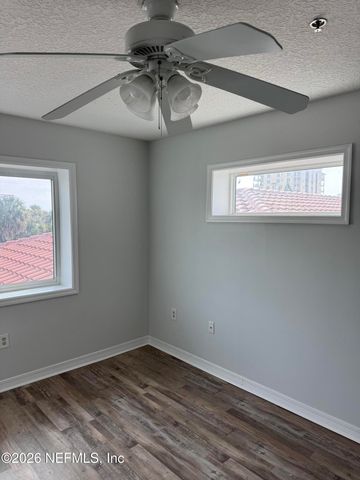 201 10TH Avenue N 301, Jacksonville Beach, FL 32250