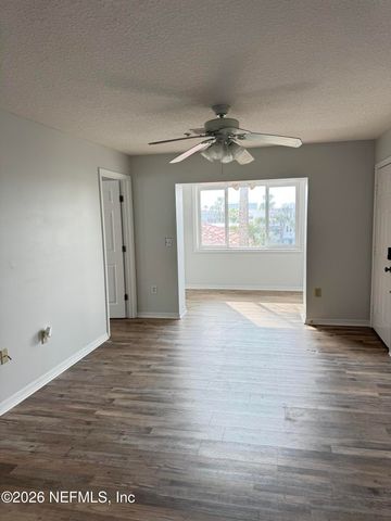 201 10TH Avenue N 301, Jacksonville Beach, FL 32250