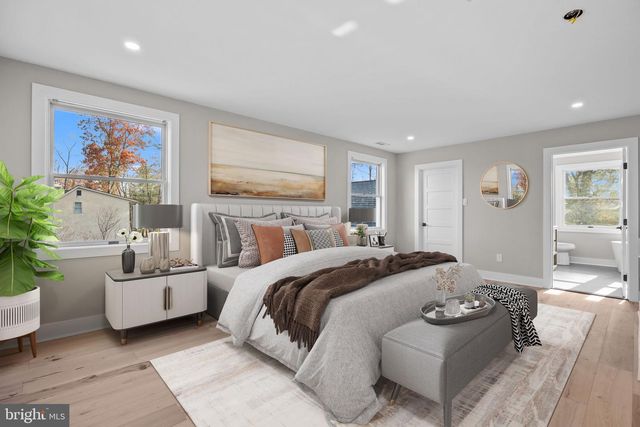 271 STOOPVILLE RD, Newtown, PA 18940