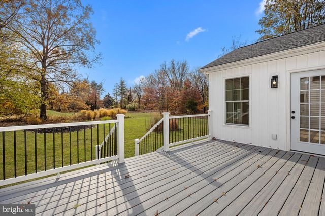 271 STOOPVILLE RD, Newtown, PA 18940