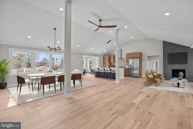 271 STOOPVILLE RD, Newtown, PA 18940