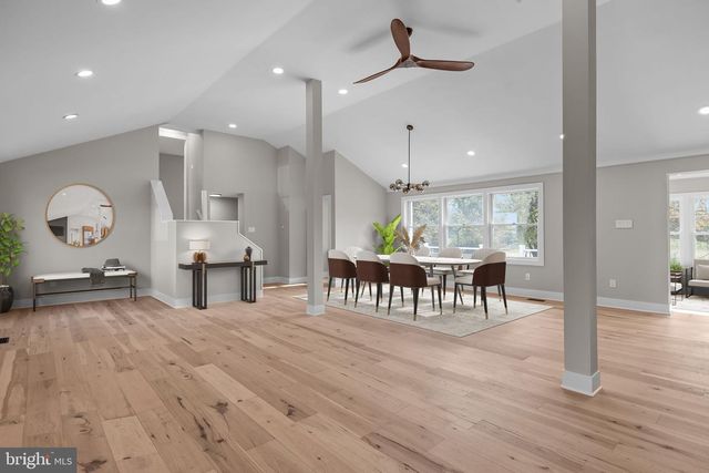 271 STOOPVILLE RD, Newtown, PA 18940