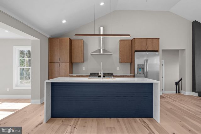 271 STOOPVILLE RD, Newtown, PA 18940