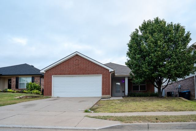 2129 Bliss Road, Fort Worth, TX 76177