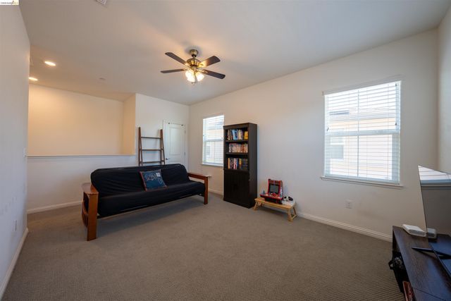 58 Redberry Loop, Brentwood, CA 94513