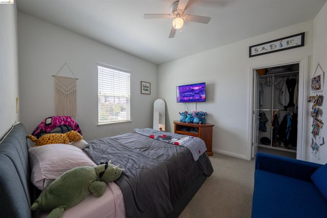 58 Redberry Loop, Brentwood, CA 94513