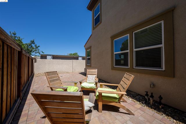58 Redberry Loop, Brentwood, CA 94513