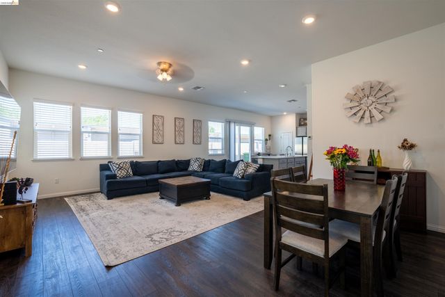 58 Redberry Loop, Brentwood, CA 94513