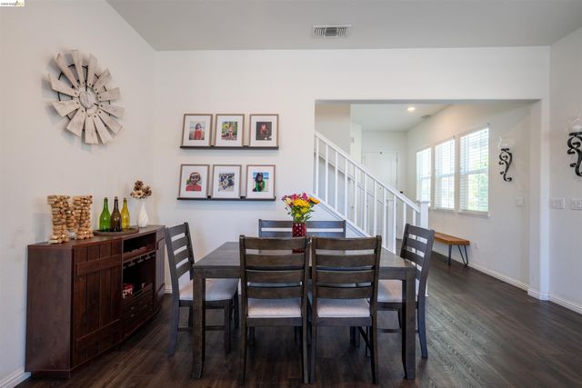 58 Redberry Loop, Brentwood, CA 94513