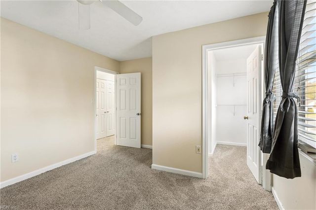 13 Estate DR, Hampton, VA 23666