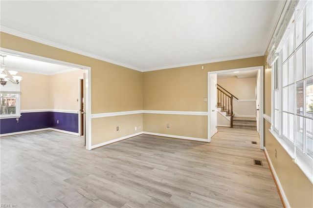 13 Estate DR, Hampton, VA 23666