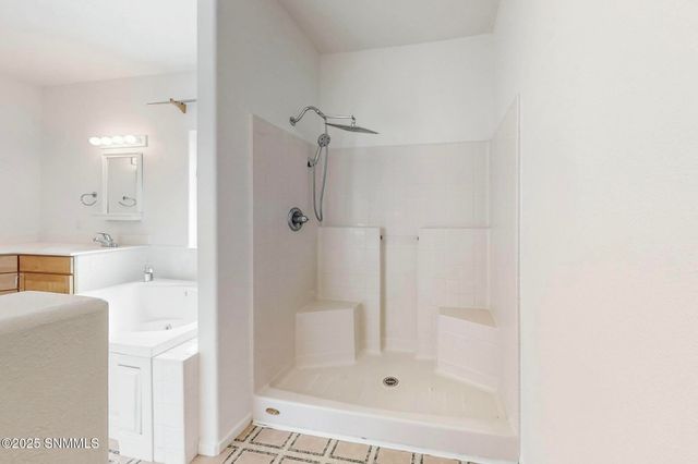 5075 Chaparrita Court, Las Cruces, NM 88011