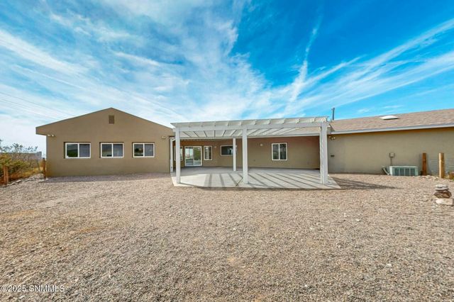 5075 Chaparrita Court, Las Cruces, NM 88011