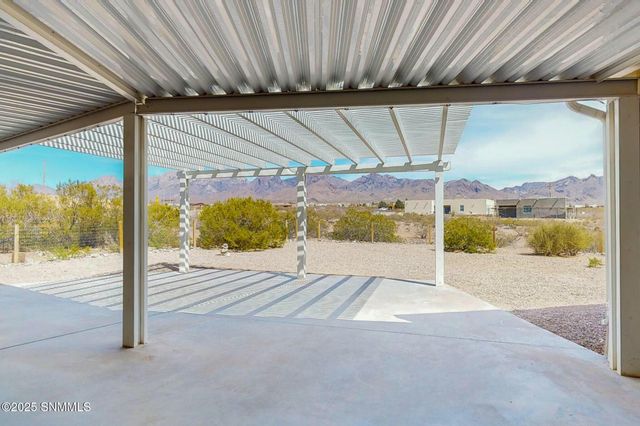 5075 Chaparrita Court, Las Cruces, NM 88011