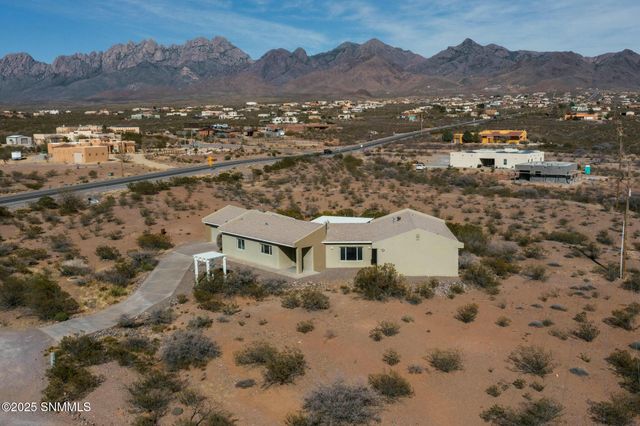 5075 Chaparrita Court, Las Cruces, NM 88011