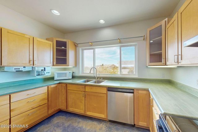 5075 Chaparrita Court, Las Cruces, NM 88011
