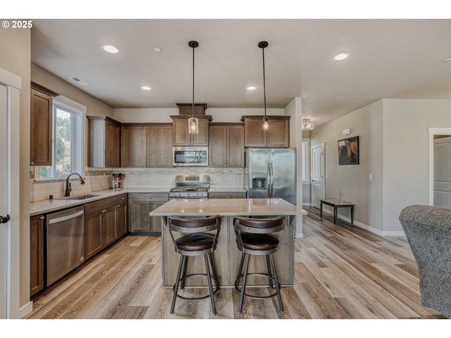 1651 52ND Ct, Washougal, WA 98671