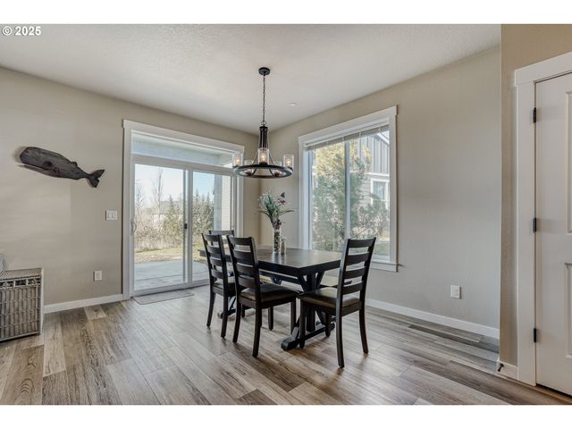 1651 52ND Ct, Washougal, WA 98671