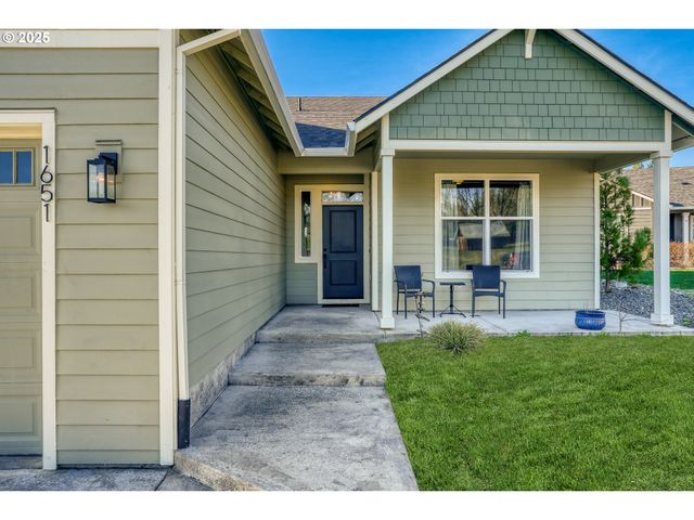 1651 52ND Ct, Washougal, WA 98671