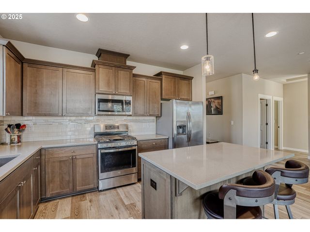 1651 52ND Ct, Washougal, WA 98671