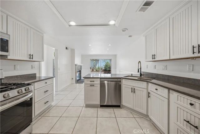 998 Lotus Circle, San Dimas, CA 91773