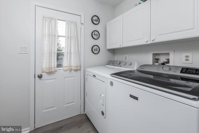 239 STRAWBRIDGE LN, Mullica Hill, NJ 08062