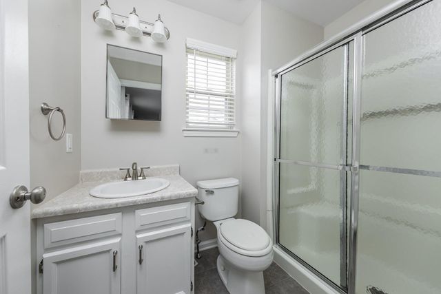 239 STRAWBRIDGE LN, Mullica Hill, NJ 08062