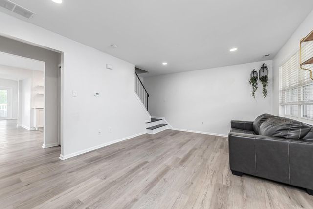 239 STRAWBRIDGE LN, Mullica Hill, NJ 08062