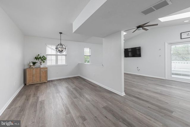 239 STRAWBRIDGE LN, Mullica Hill, NJ 08062