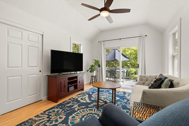 47 Lilac Cir 47, Marlborough, MA 01752