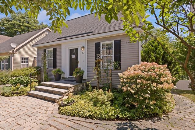 47 Lilac Cir 47, Marlborough, MA 01752