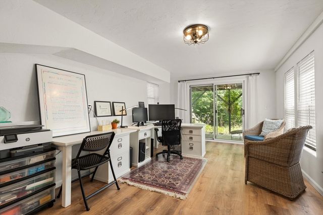 47 Lilac Cir 47, Marlborough, MA 01752