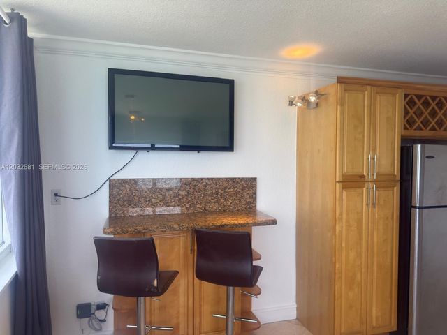 19201 Collins Ave 1044, Sunny Isles Beach, FL 33160