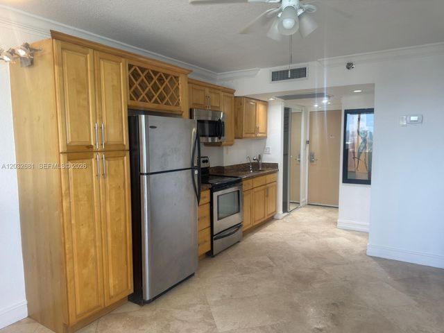 19201 Collins Ave 1044, Sunny Isles Beach, FL 33160