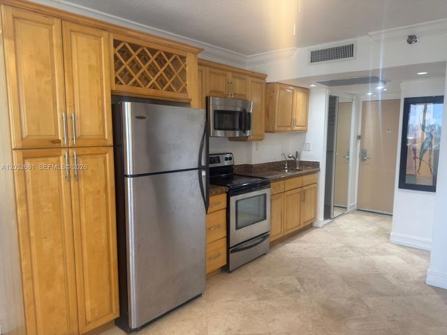 19201 Collins Ave 1044, Sunny Isles Beach, FL 33160