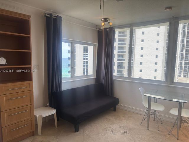 19201 Collins Ave 1044, Sunny Isles Beach, FL 33160
