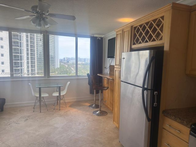 19201 Collins Ave 1044, Sunny Isles Beach, FL 33160