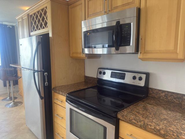 19201 Collins Ave 1044, Sunny Isles Beach, FL 33160