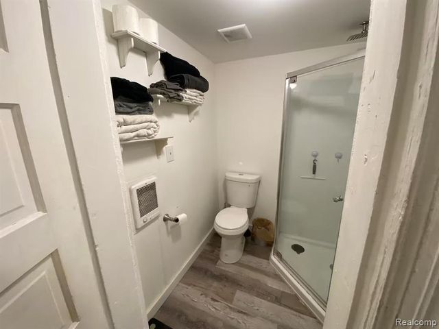 1417 Van Dyke Street, Detroit, MI 48214