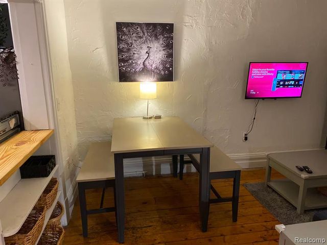 1417 Van Dyke Street, Detroit, MI 48214