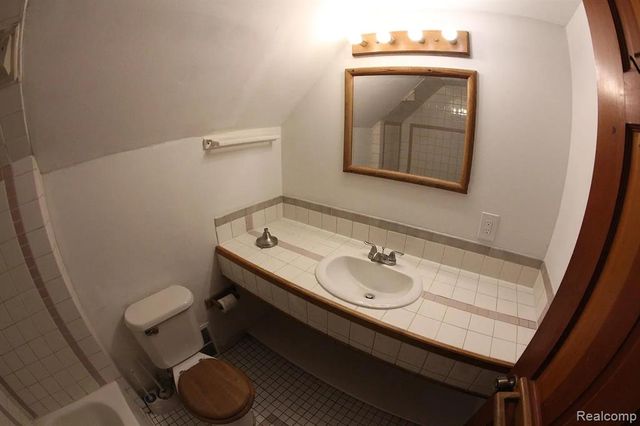 1417 Van Dyke Street, Detroit, MI 48214