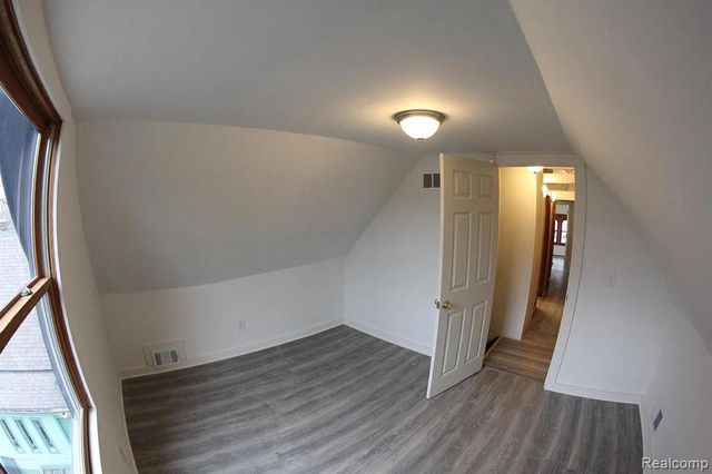 1417 Van Dyke Street, Detroit, MI 48214