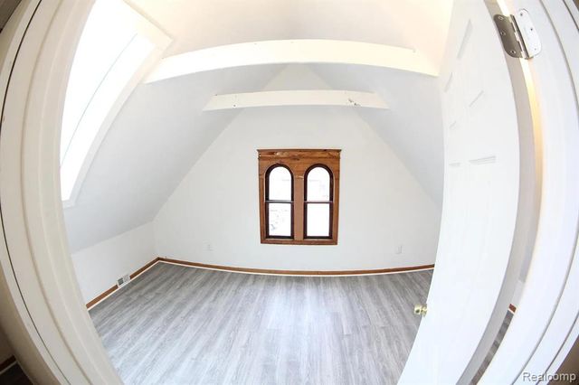 1417 Van Dyke Street, Detroit, MI 48214