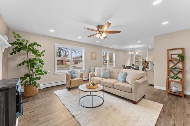 646 N Walnut Street, Reedsburg, WI 53959