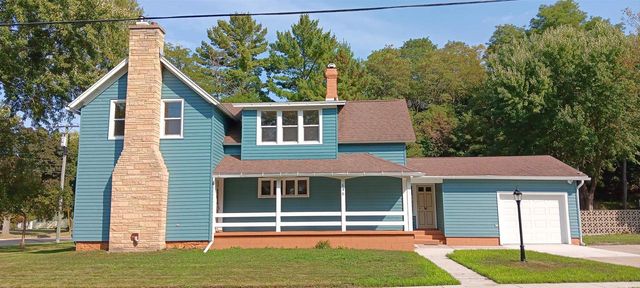 646 N Walnut Street, Reedsburg, WI 53959