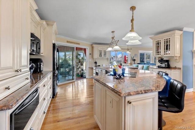 227 W Islip Road, West Islip, NY 11795